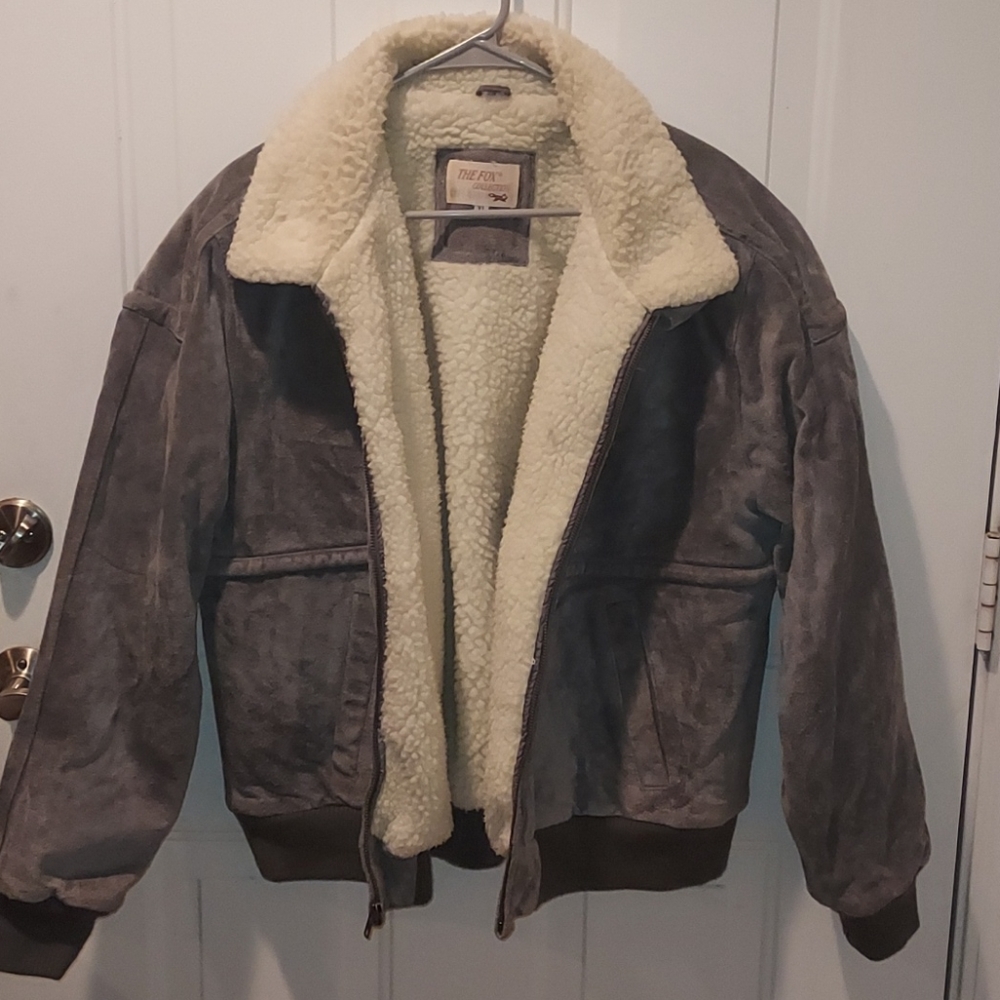 Vintage "The Fox Collection" Leather Jacket XL , fit's like a comfortable Lg.